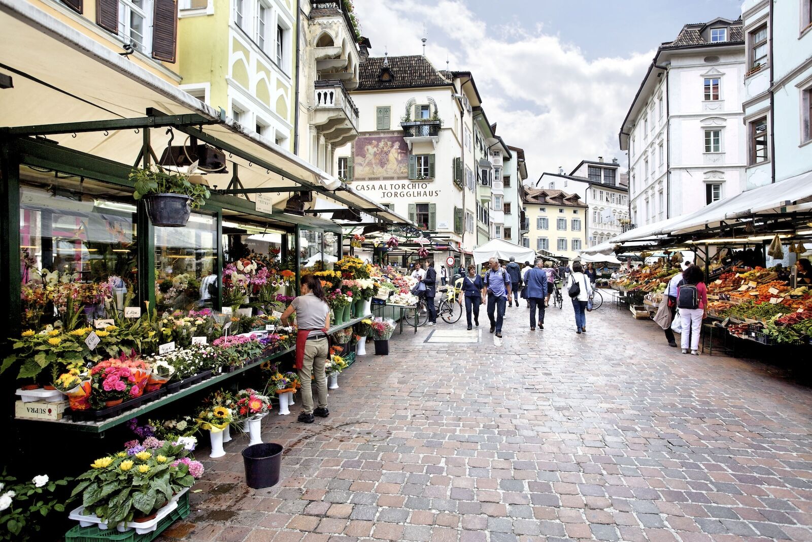 dolomites trains - bolzano