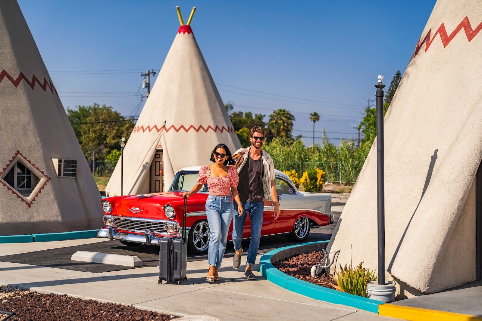 arizona to california route 66 roadtrip - wigwam motel