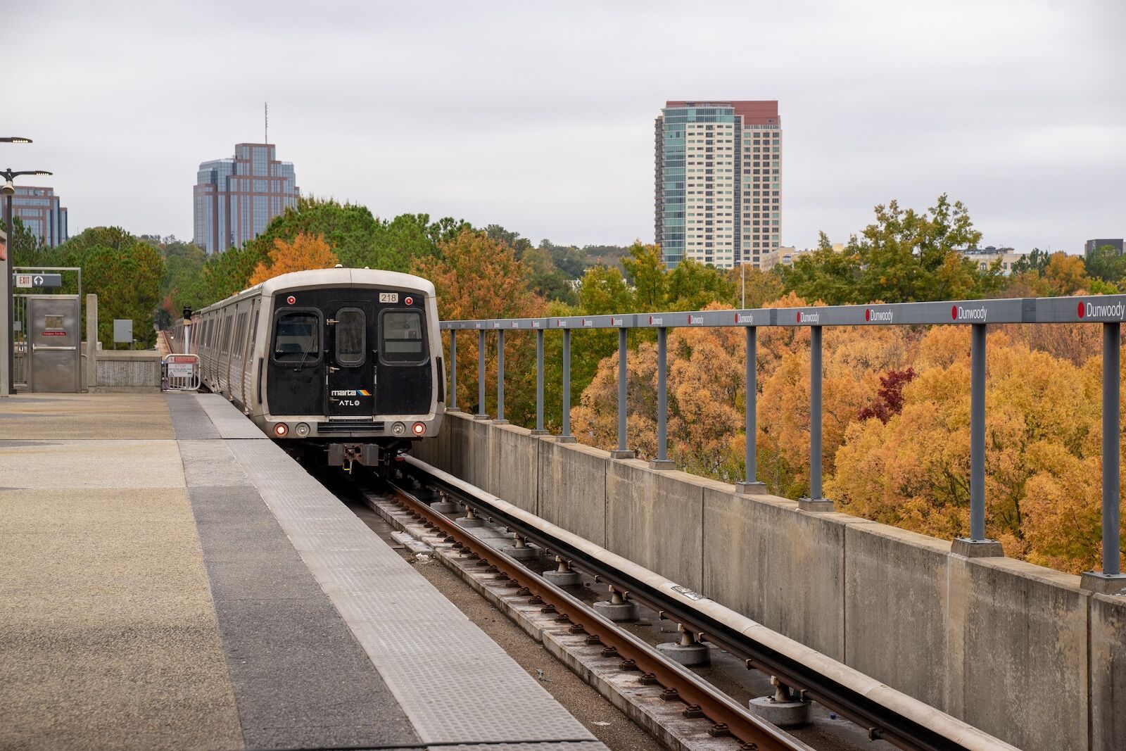 marta train in atlanta