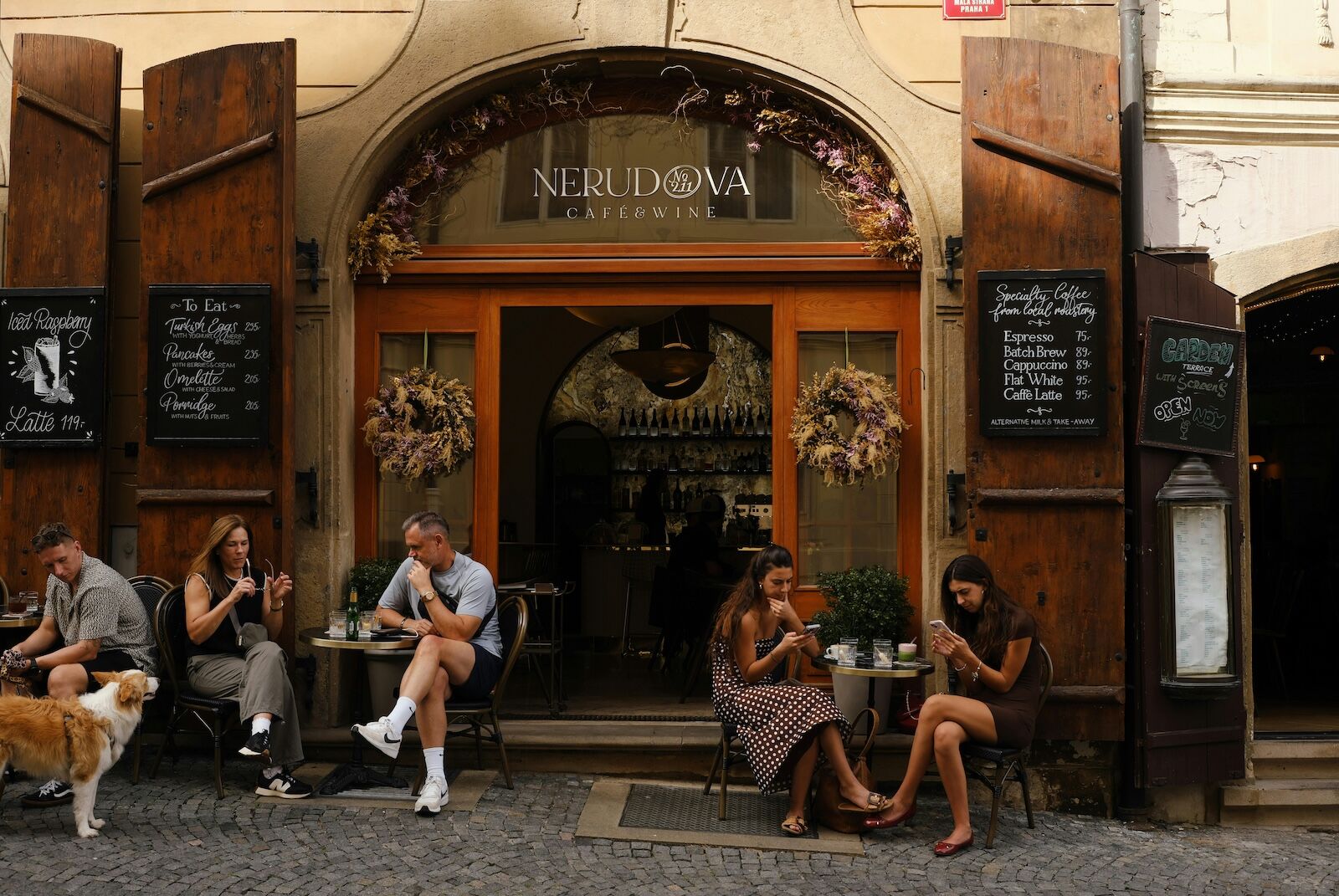 restaurant in prague