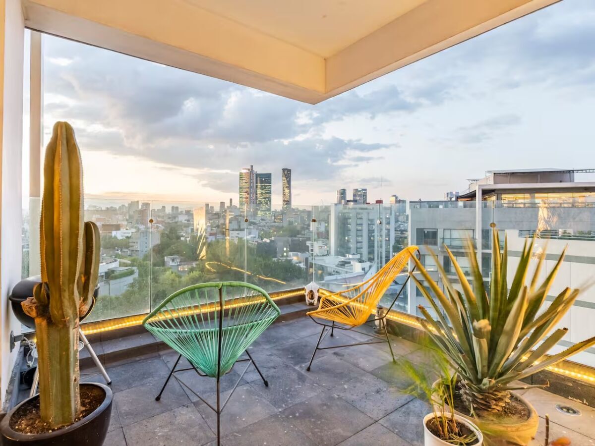 Airbnb Data Shows Strong Interest in World Cup Cities - Yet Incredible Properties Remain Bookable