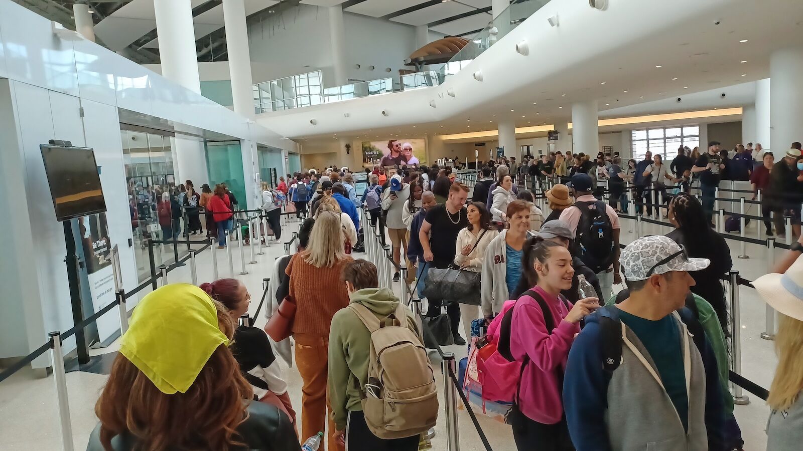 ICE agents in airports - tsa line