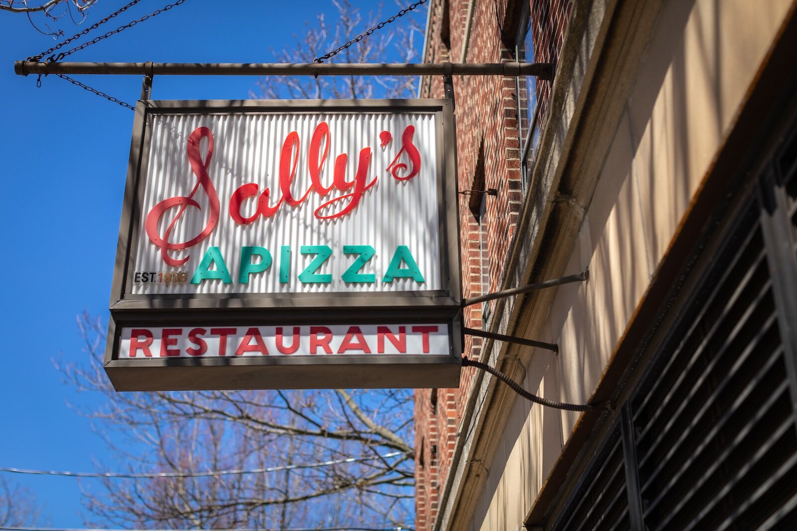 sallys pizza new haven pizza tour