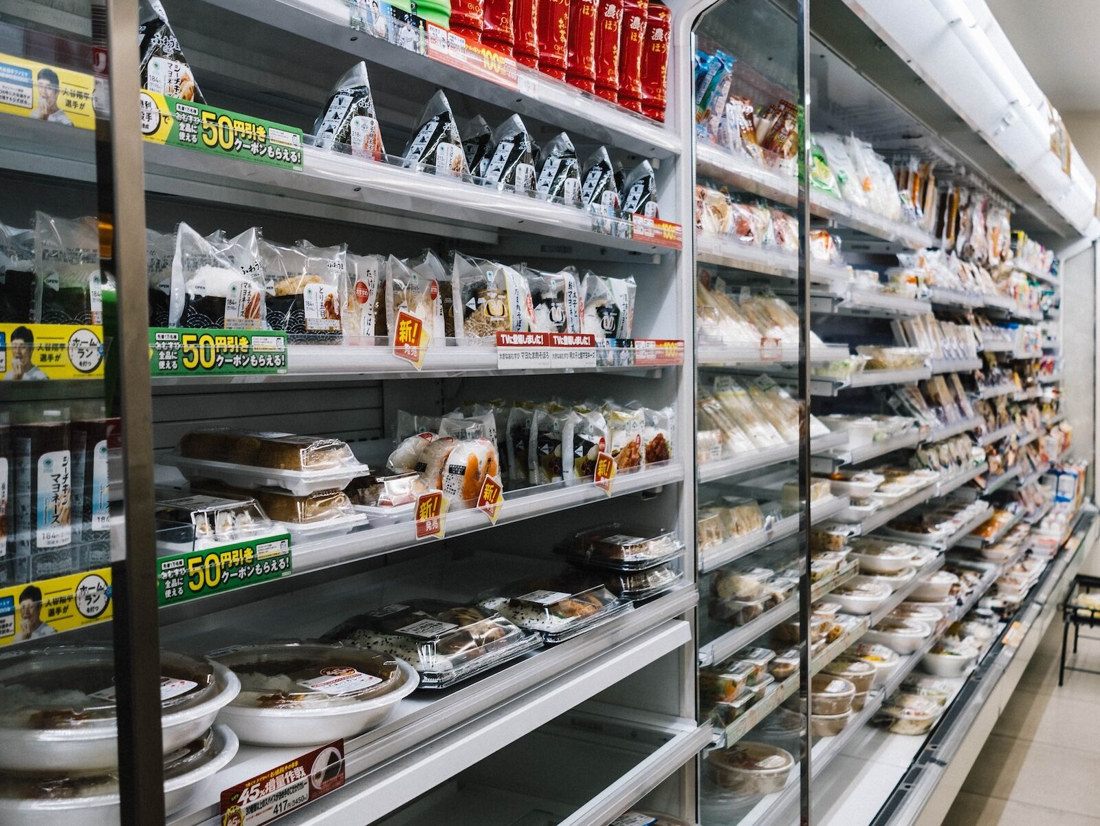 tips for japanese convenience stores - fresh shelves