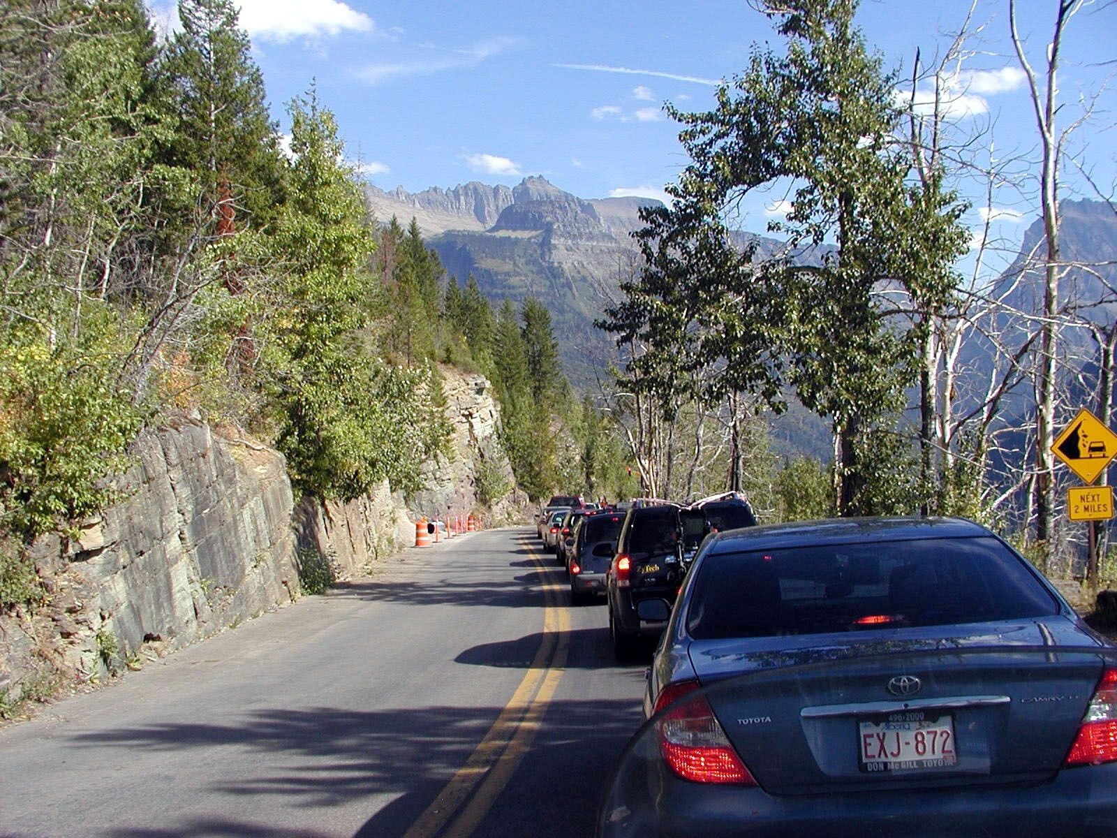 going to the sun road traffic