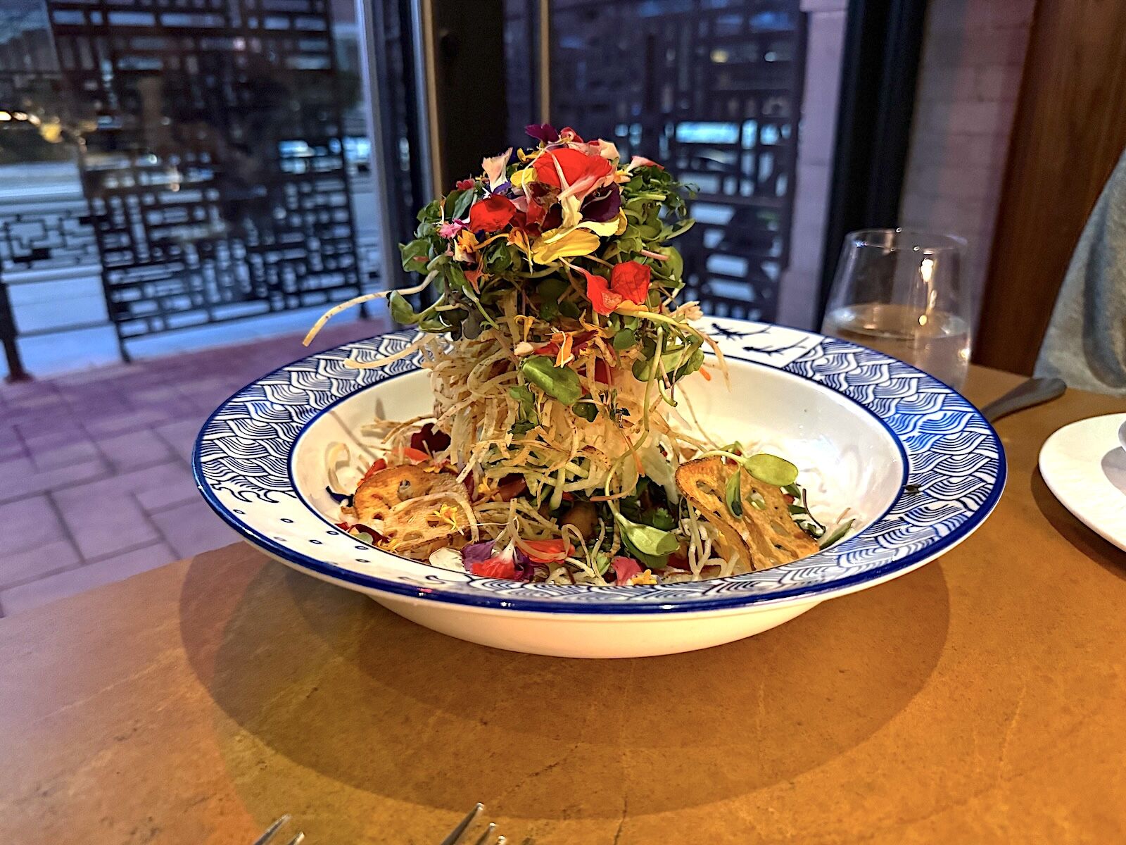 Lee restaurant slaw in toronto, canada