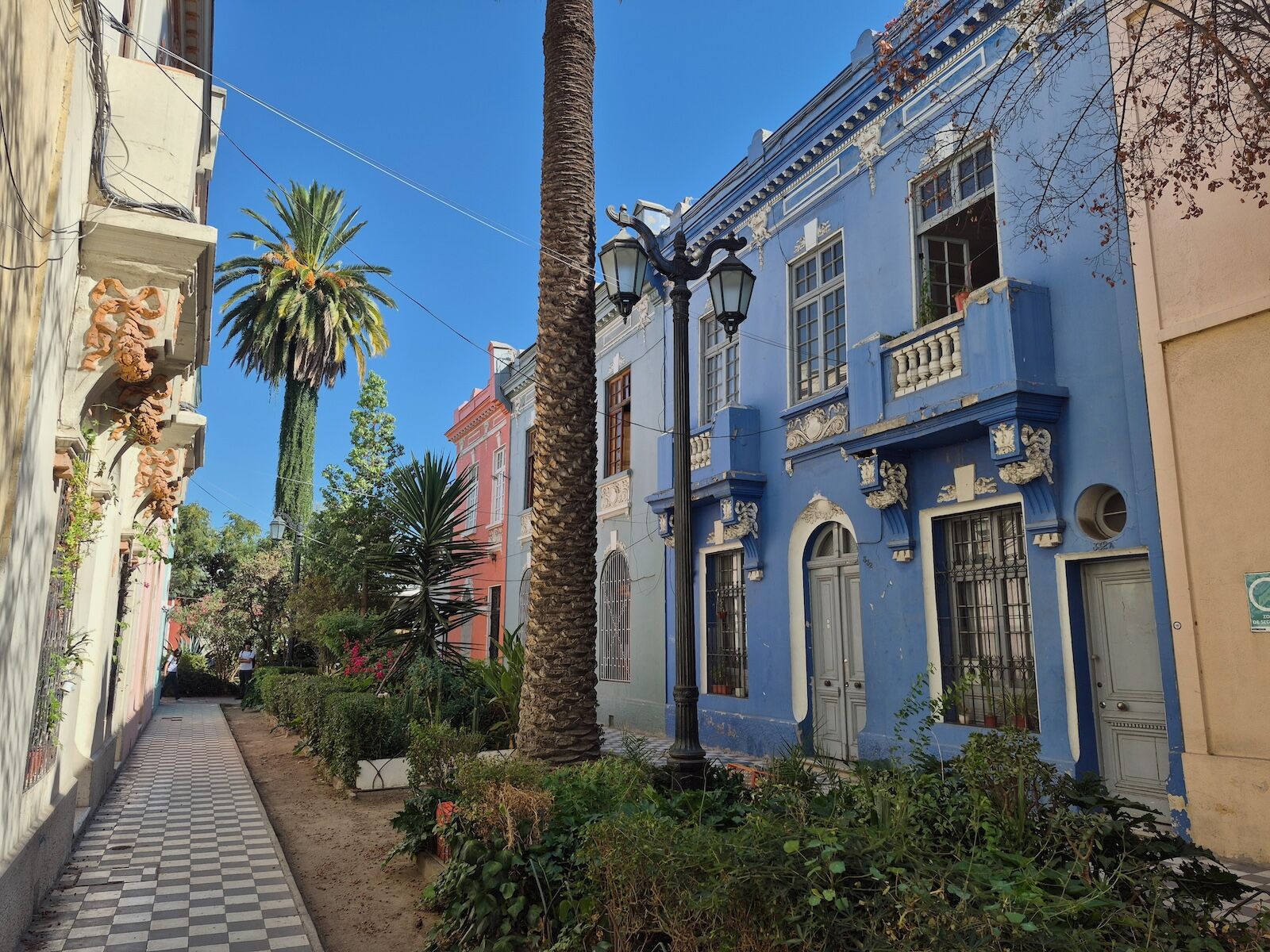 Pasaje Adriana Cousiño in barrio yungay