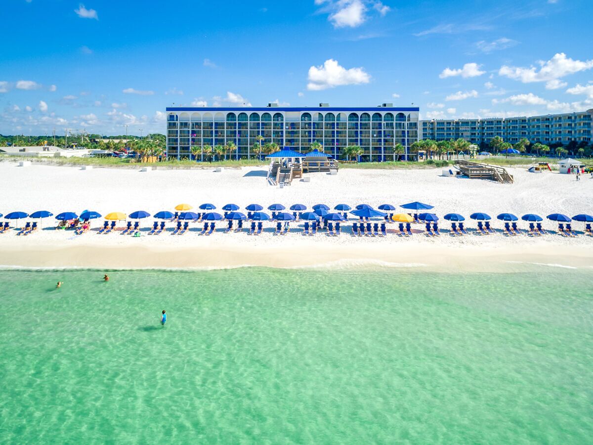 This Emerald Coast Resort Has the Only Swim-Up Bar on the Panhandle, and the Beach Isn’t Bad Either