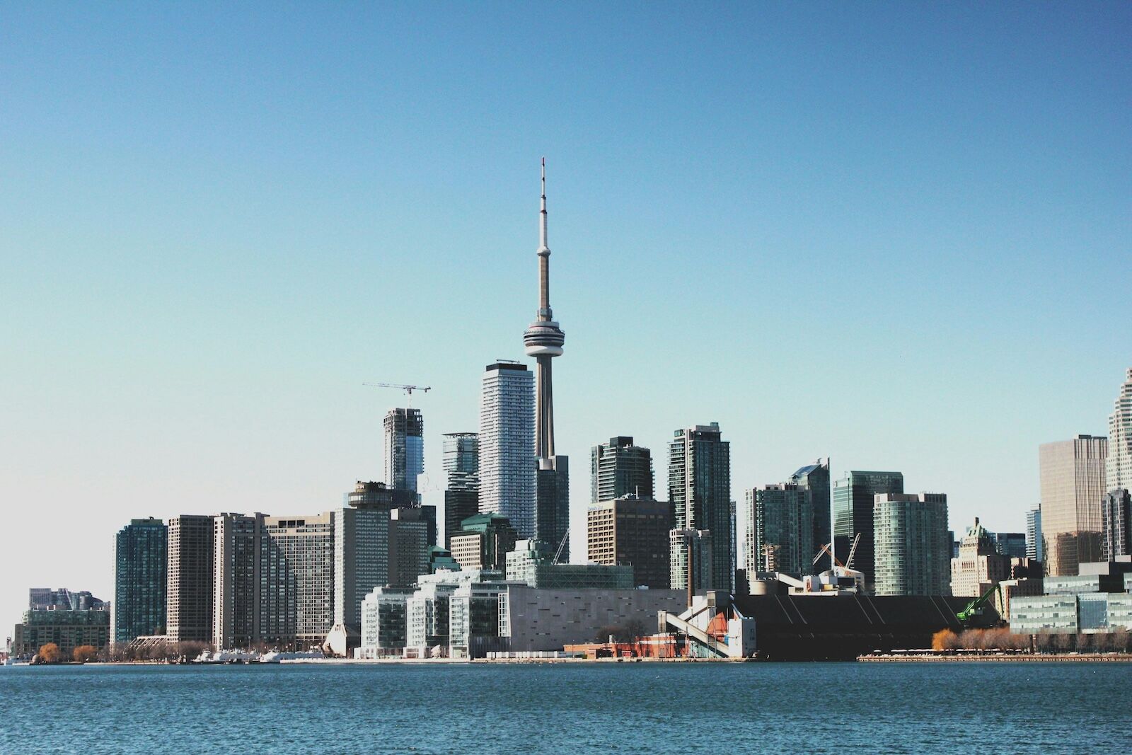 CN tower in toronto