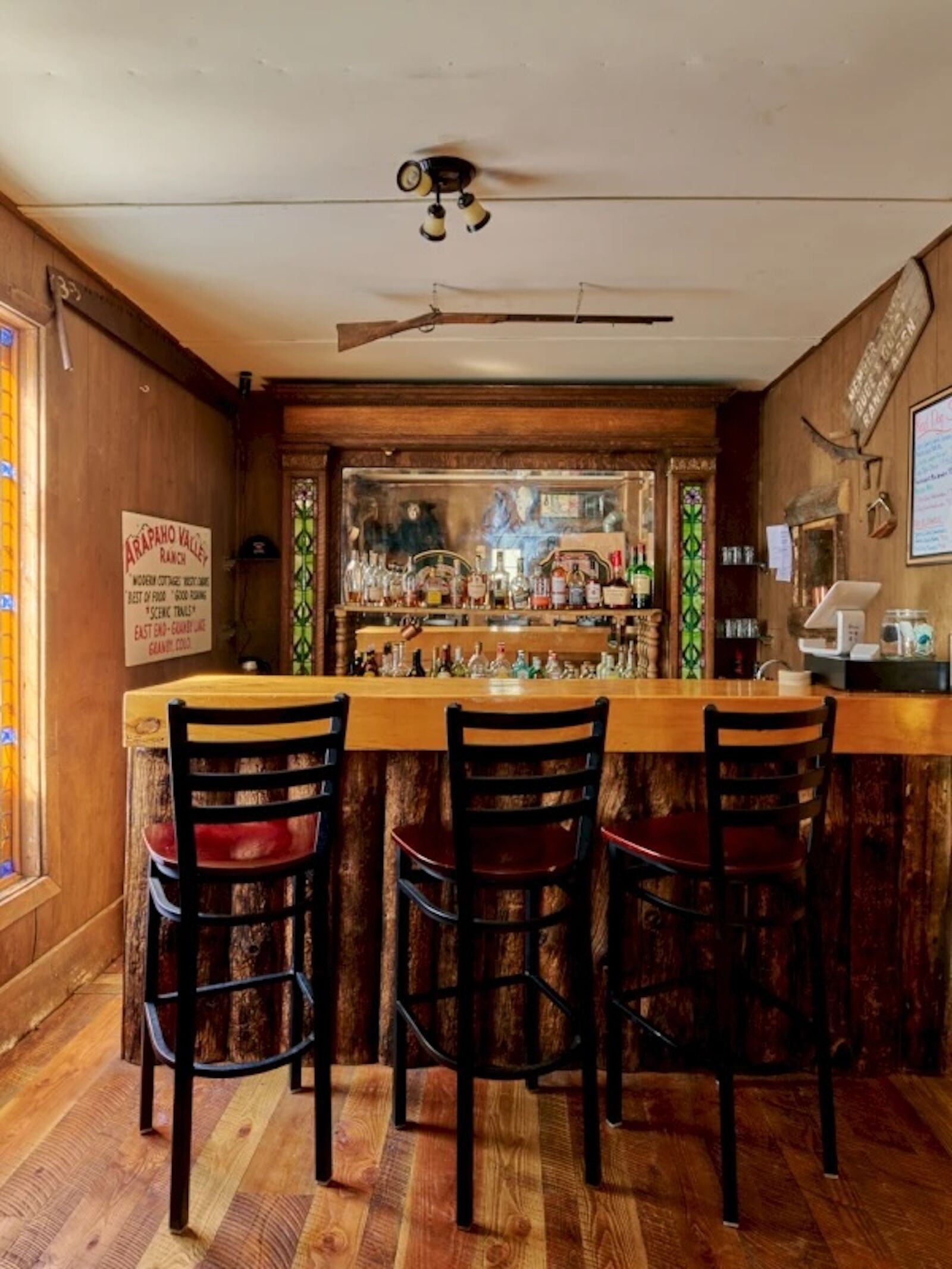 red dog saloon in colorado