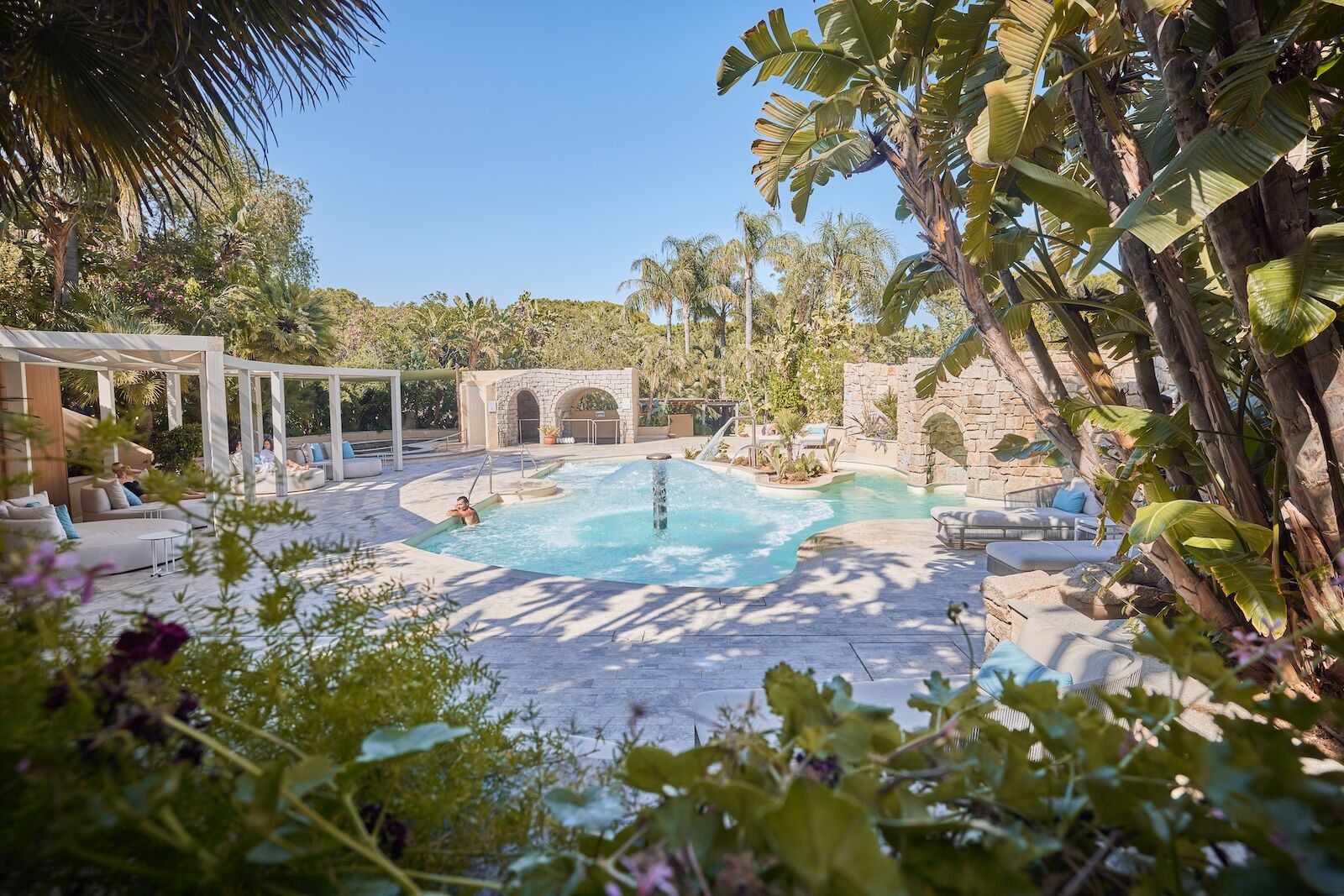 forte village sardinia review - therapy pool