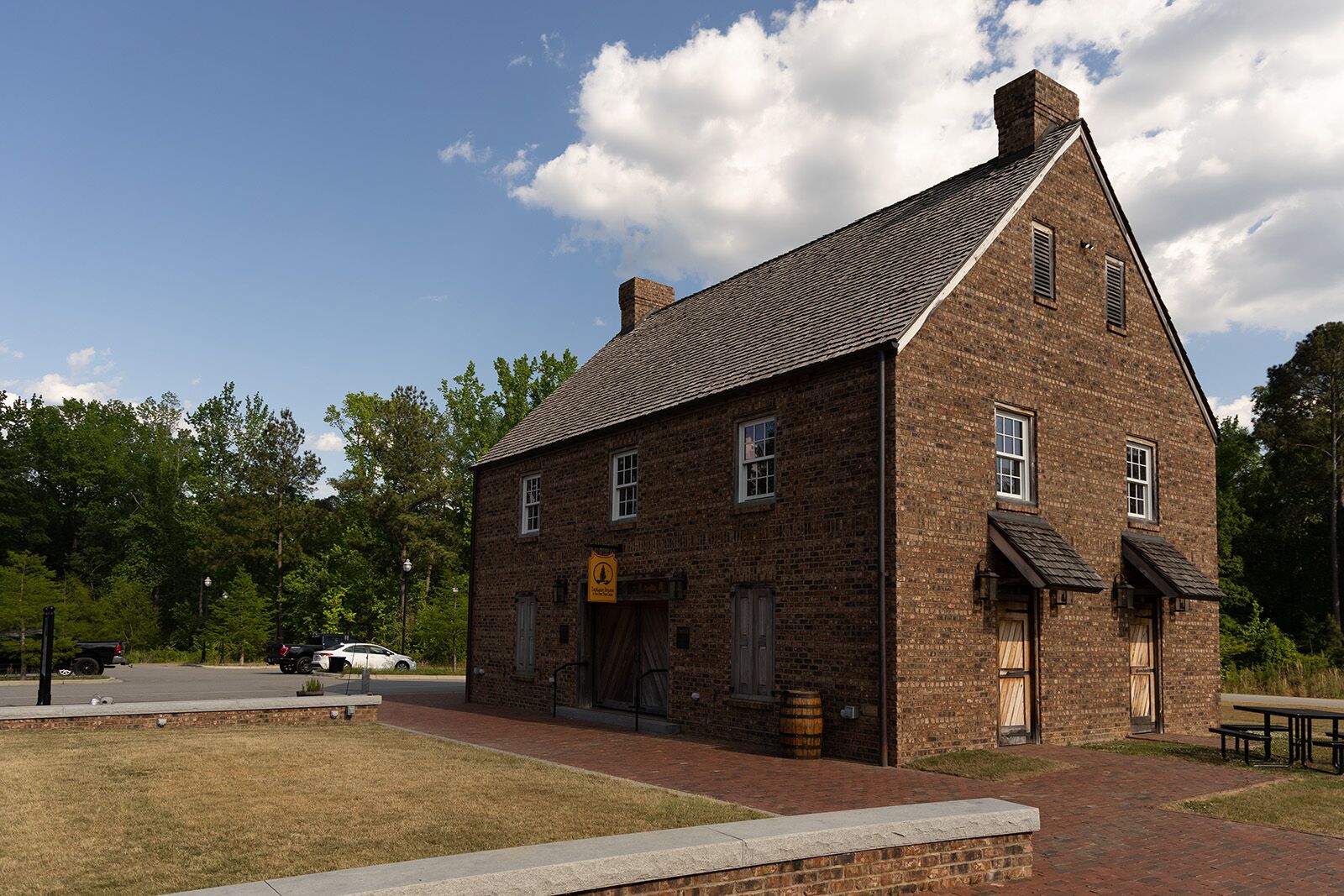 Olde English District