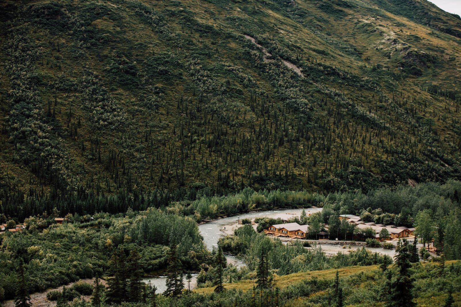 This Alaskan Lodge Requires a Multi-Day Journey, and That’s Half the Fun