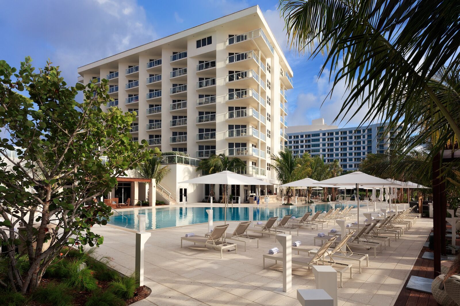 pool at fort lauderdale marriott pompano beach resort