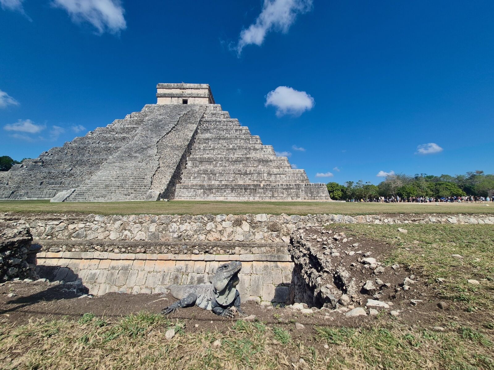 Chichén Itzá - Temple of Kukulcán.jpeg