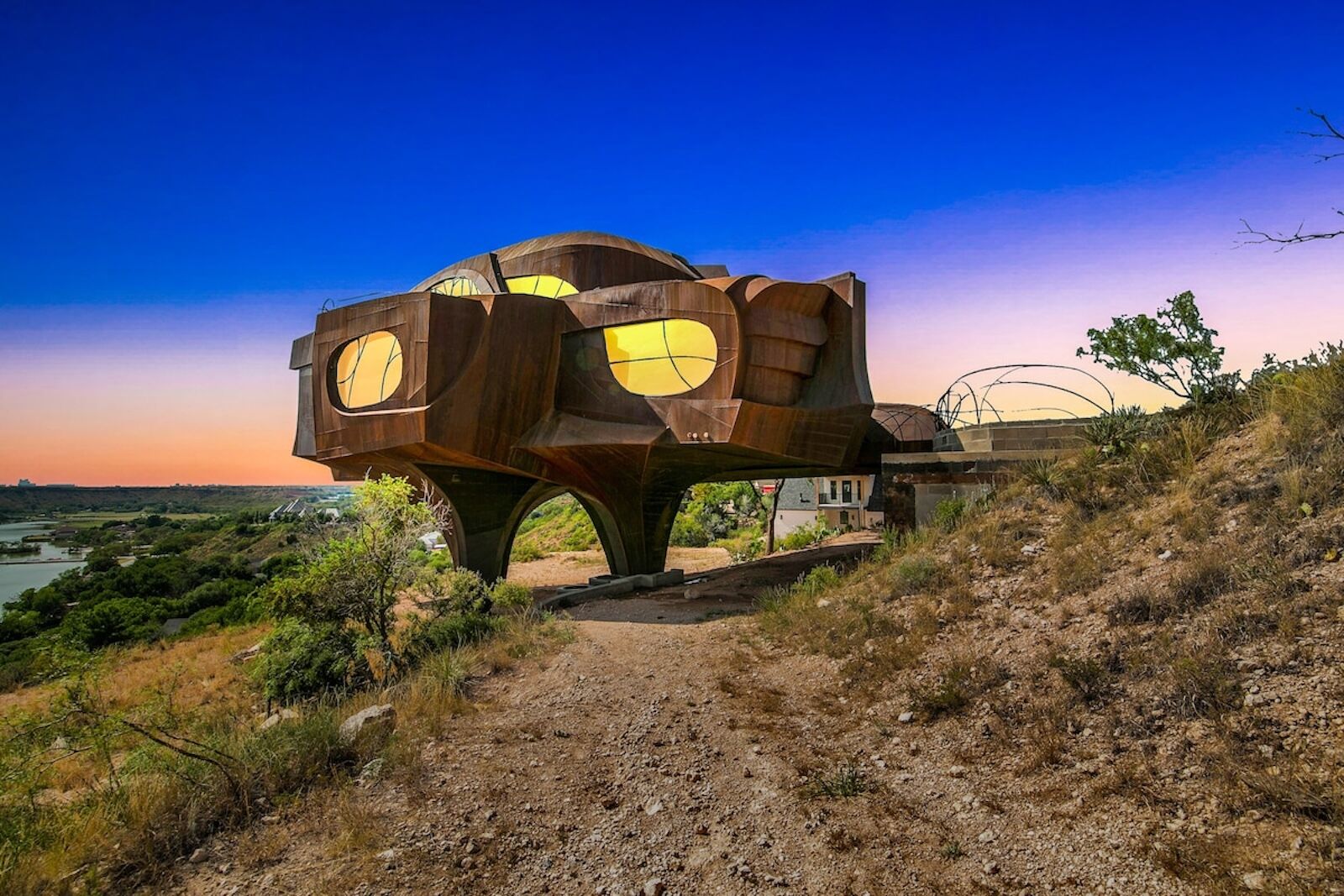 exterior of robert bruno steel house at dusk