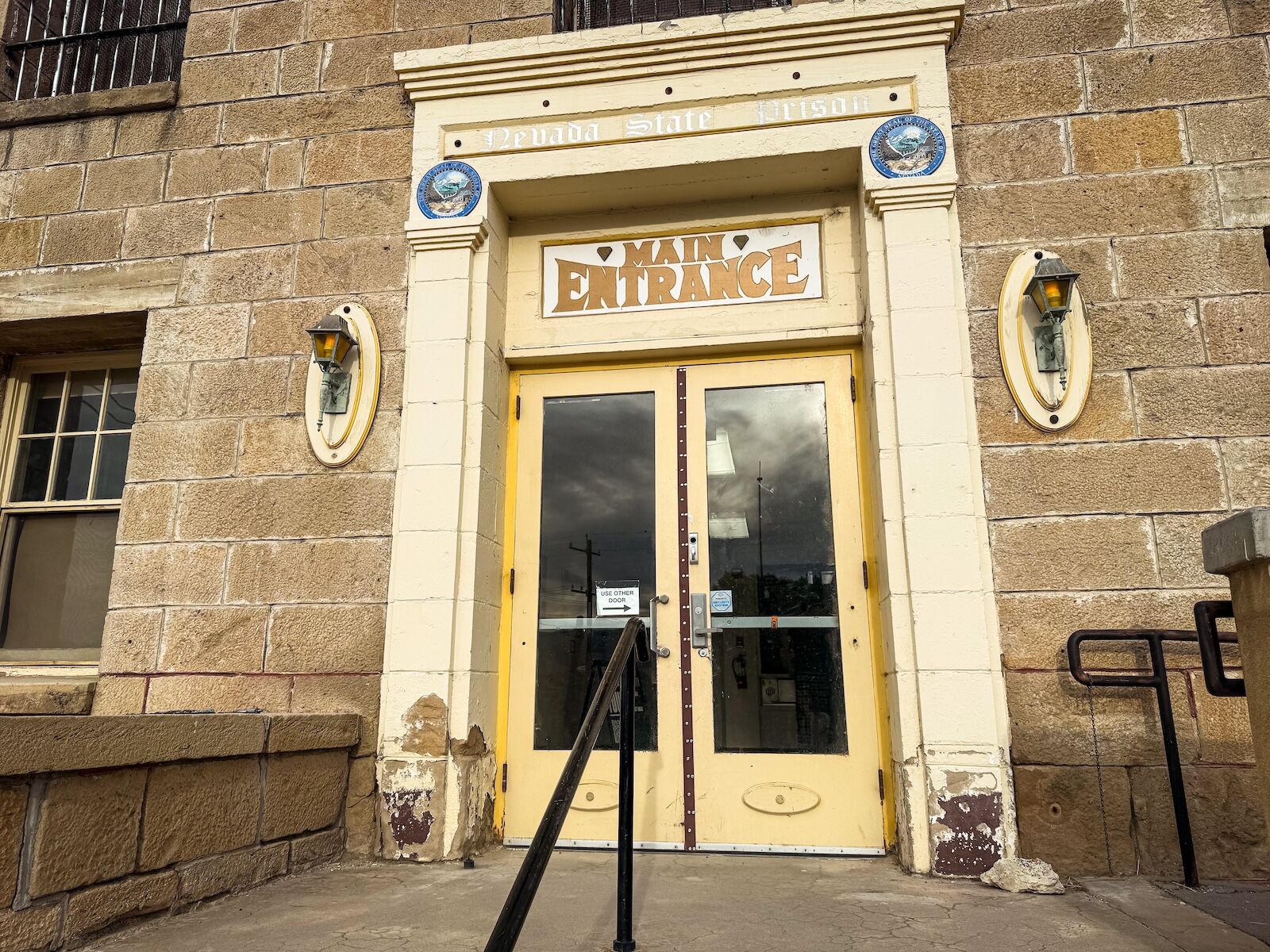 nevada ghost tour - main doors