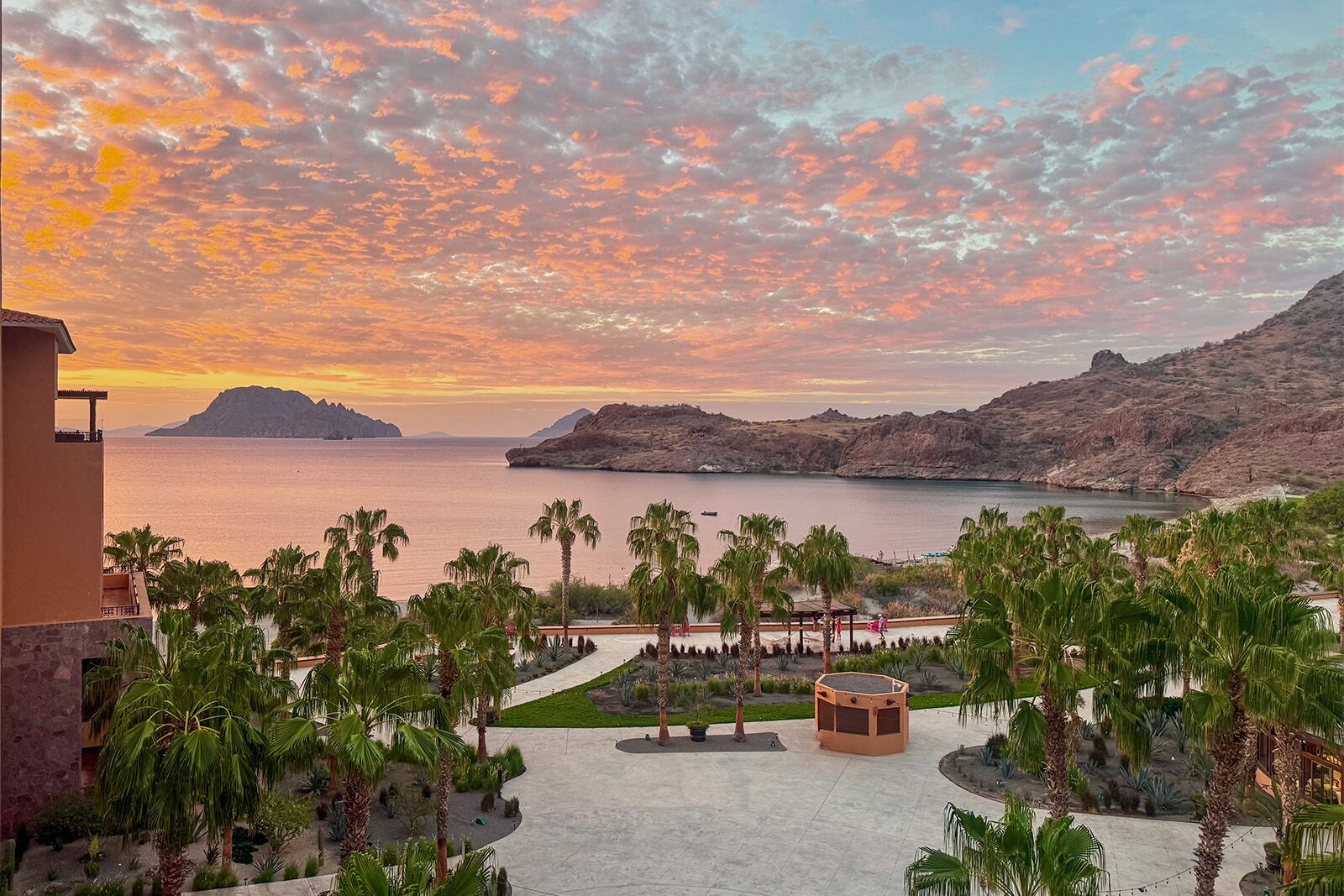 This Baja Sur Resort Sits Between Mountains and Sea on the Edge of a National Marine Park