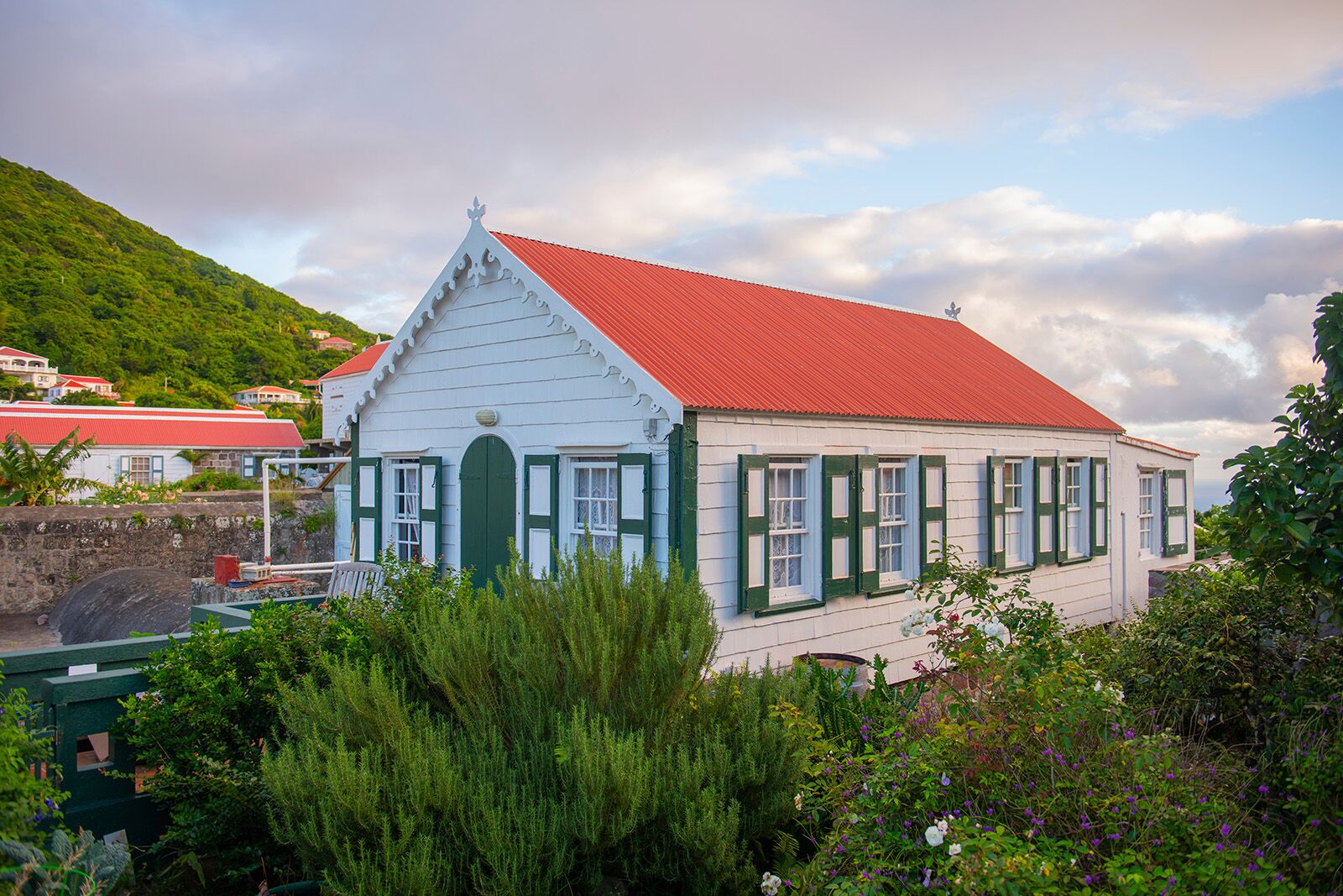 visit saba
