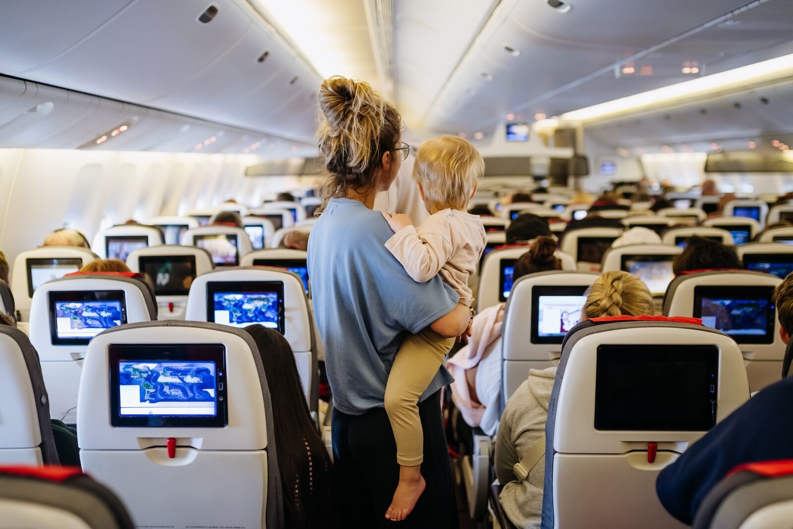The Best Time to Book Holiday Flights This Year, According to the People Who Track Them